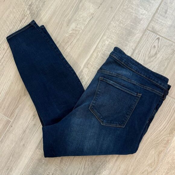 OLD NAVY Mid-Rise Rockstar Super-Skinny Jeans Women’s Plus Size 26 - Picture 3 of 5